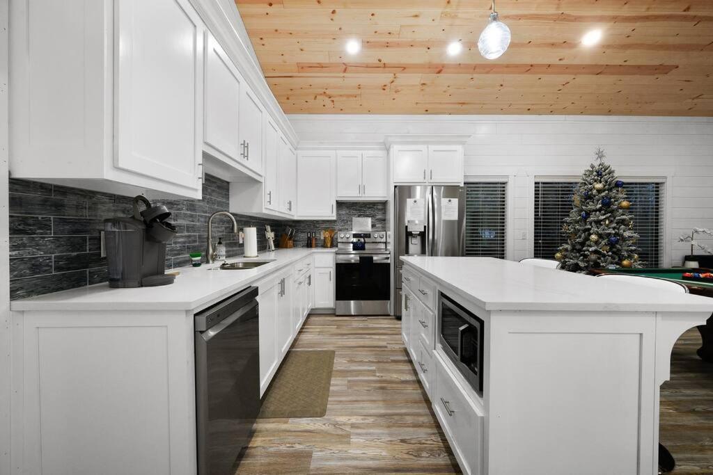Diamond Cabin W/ Jet Shower & Secluded Back Deck! Broken Bow Εξωτερικό φωτογραφία