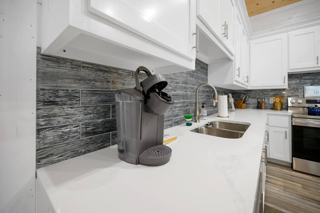 Diamond Cabin W/ Jet Shower & Secluded Back Deck! Broken Bow Εξωτερικό φωτογραφία