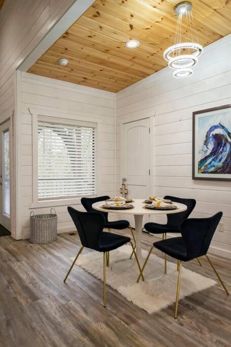 Diamond Cabin W/ Jet Shower & Secluded Back Deck! Broken Bow Εξωτερικό φωτογραφία